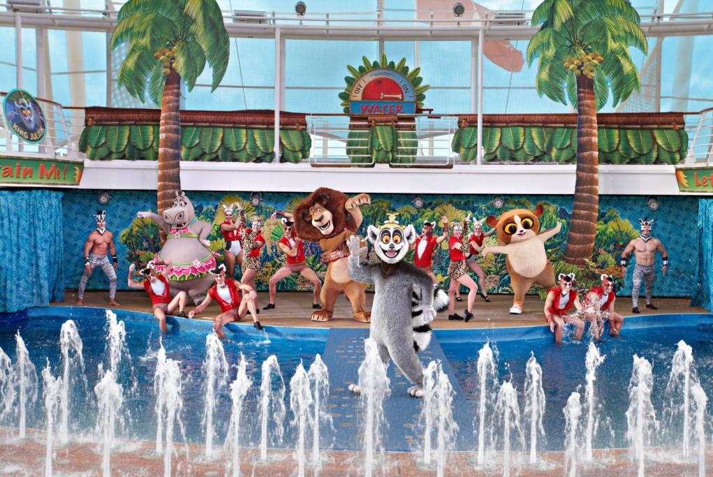 Aqua Theater Dreamworks Oasis of the Seas