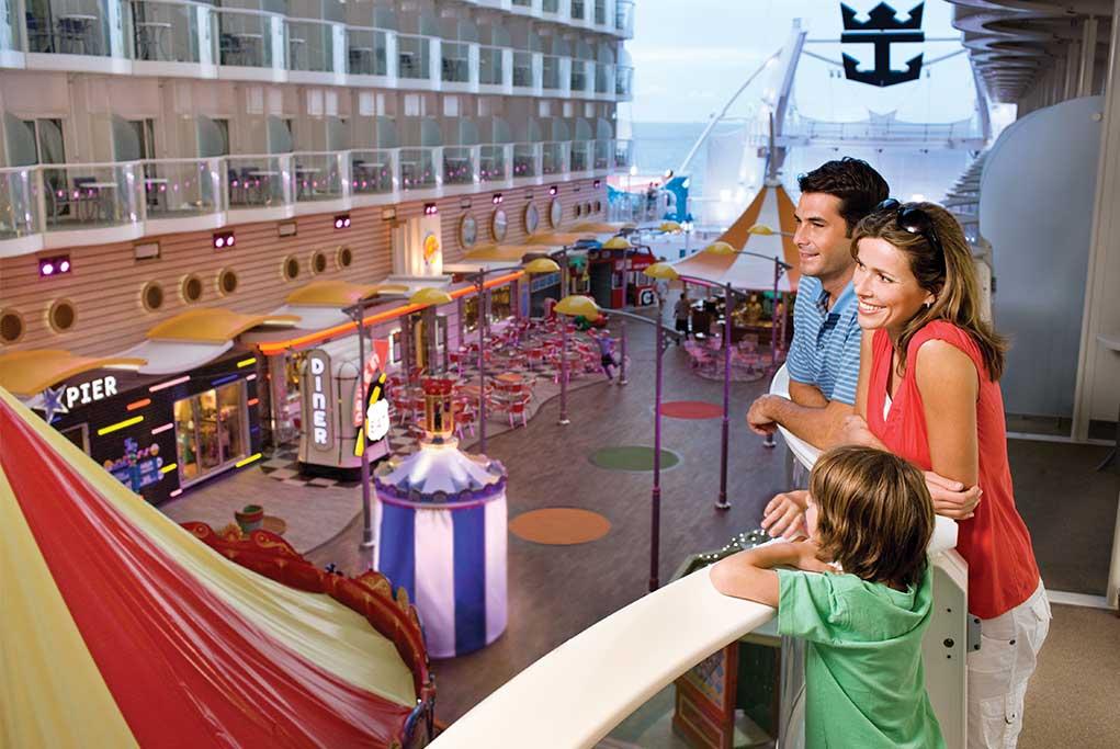 Balcon Boardwalk Oasis of the Seas
