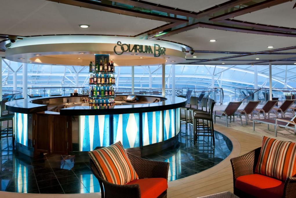 Solarium Bar Oasis of the Seas