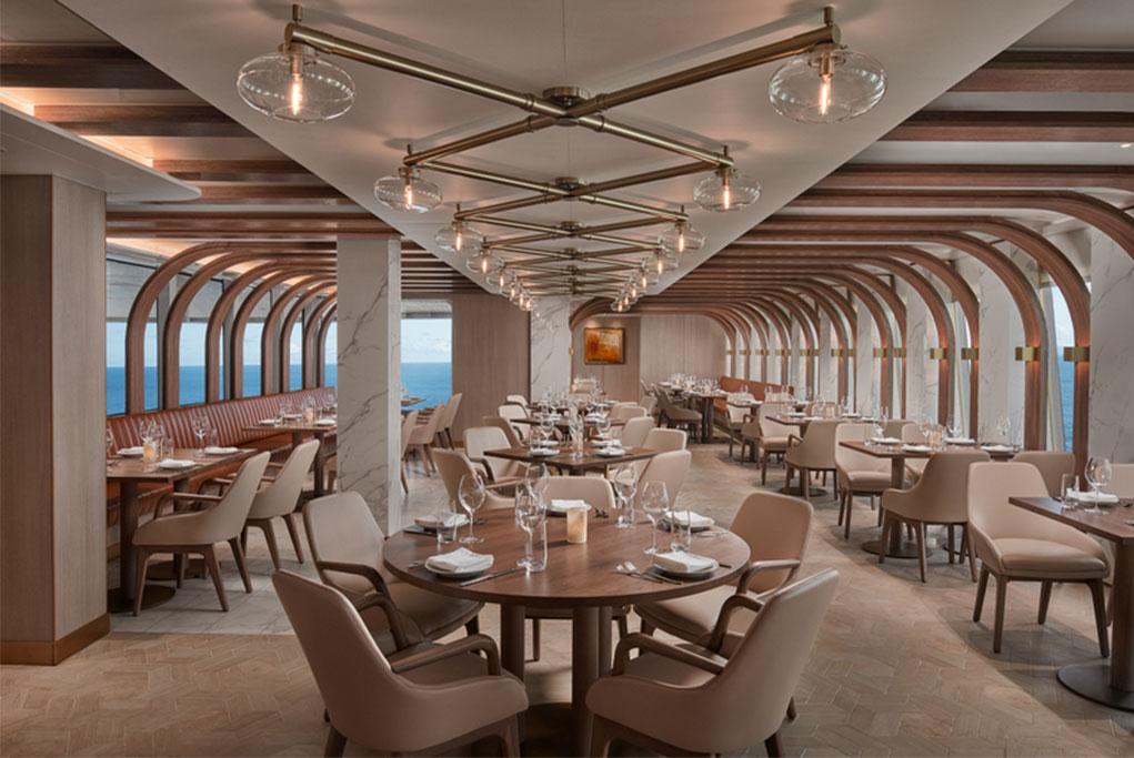 Onda by Scarpetta Norwegian Spirit