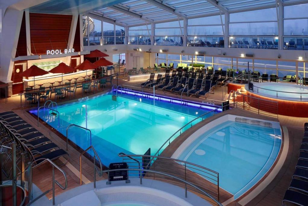 Solarium piscina Ovation of the Seas