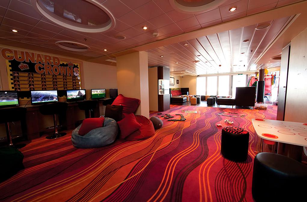 Club de Jovenes Queen Mary 2