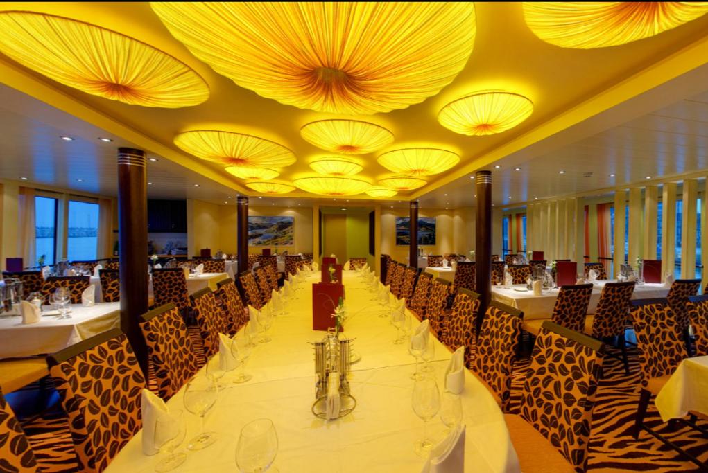 Restaurante regional Market A-Rosa Aqua