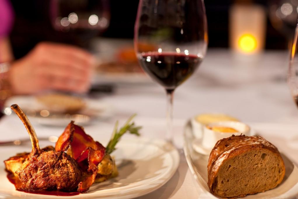 Restaurante Chops Grille Rhapsody of the Seas