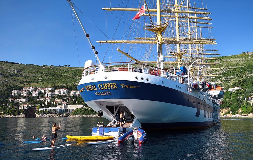 Marina-Deportiva Royal Clipper