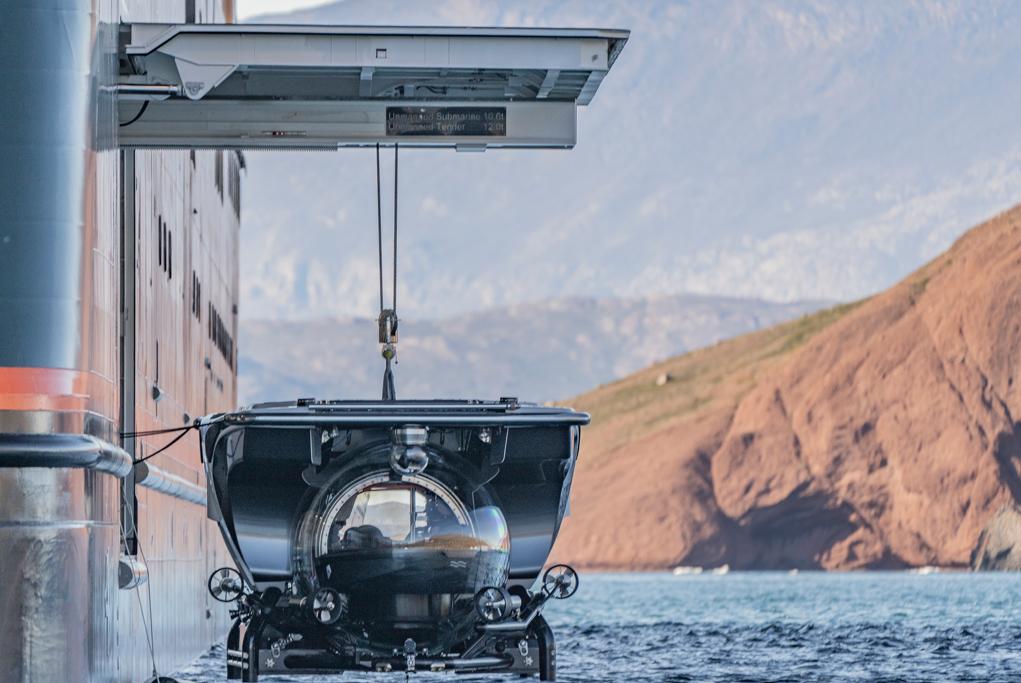 Submarino Seabourn Venture