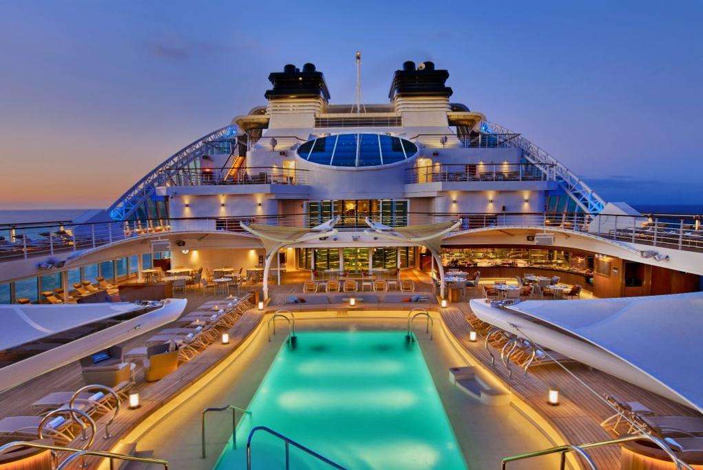 Piscina Seabourn Ovation