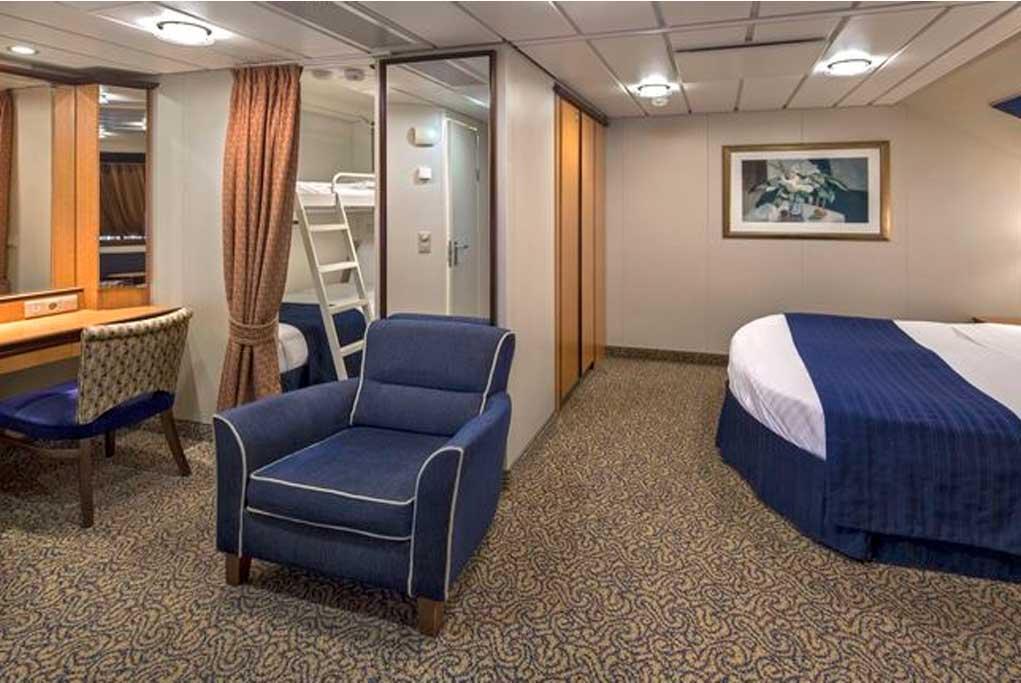 Exterior Familiar Serenade of the Seas