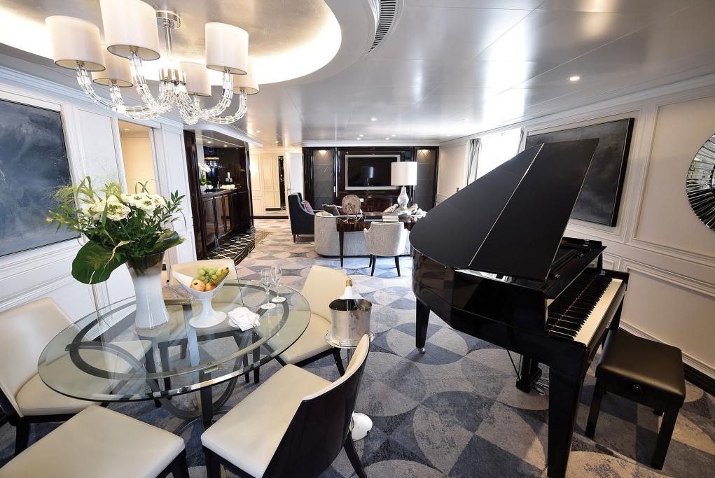 Master Suite  Seven Seas Explorer