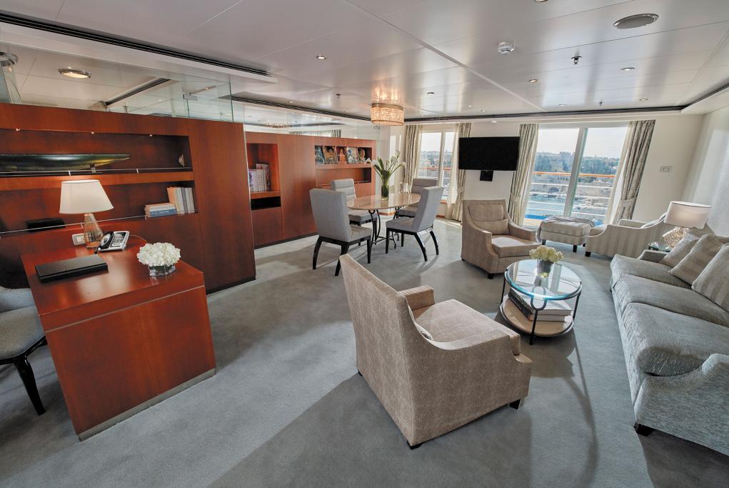 Master Suite Seven Seas Voyager