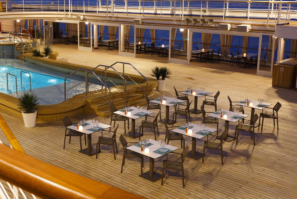 Camarote Pool Grill - Silver Spirit