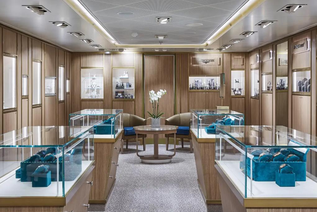 Boutique Silver Dawn