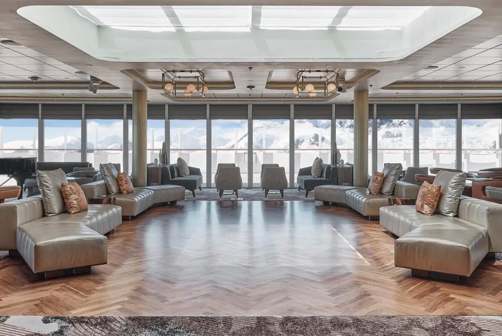 Camarote Observation Lounge - Silver Endeavour