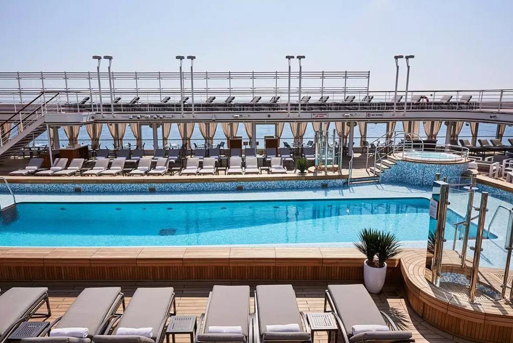 Camarote Piscina y Jacuzzi Area - Silver Moon