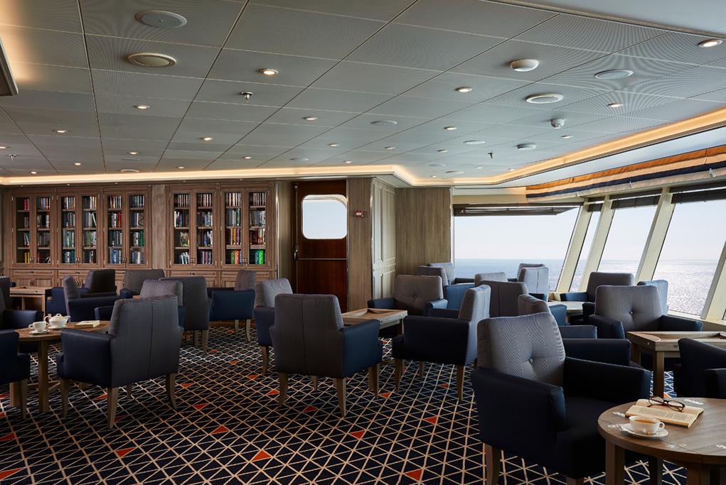 Observation Lounge Silver Spirit