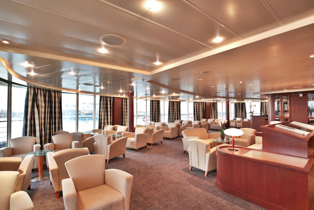 Observation Lounge Silver Whisper