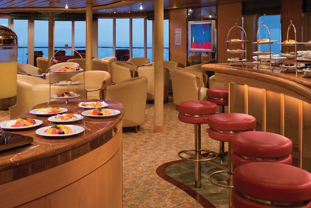 Panorama Lounge Interior Silver Wind