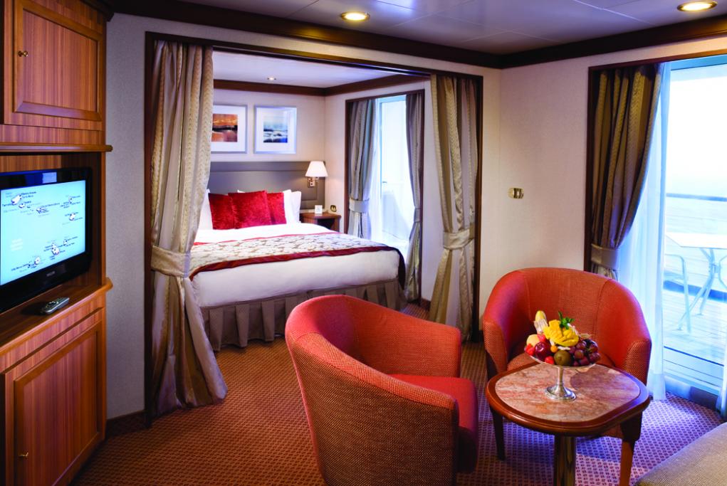 Silver Suite Silver Wind