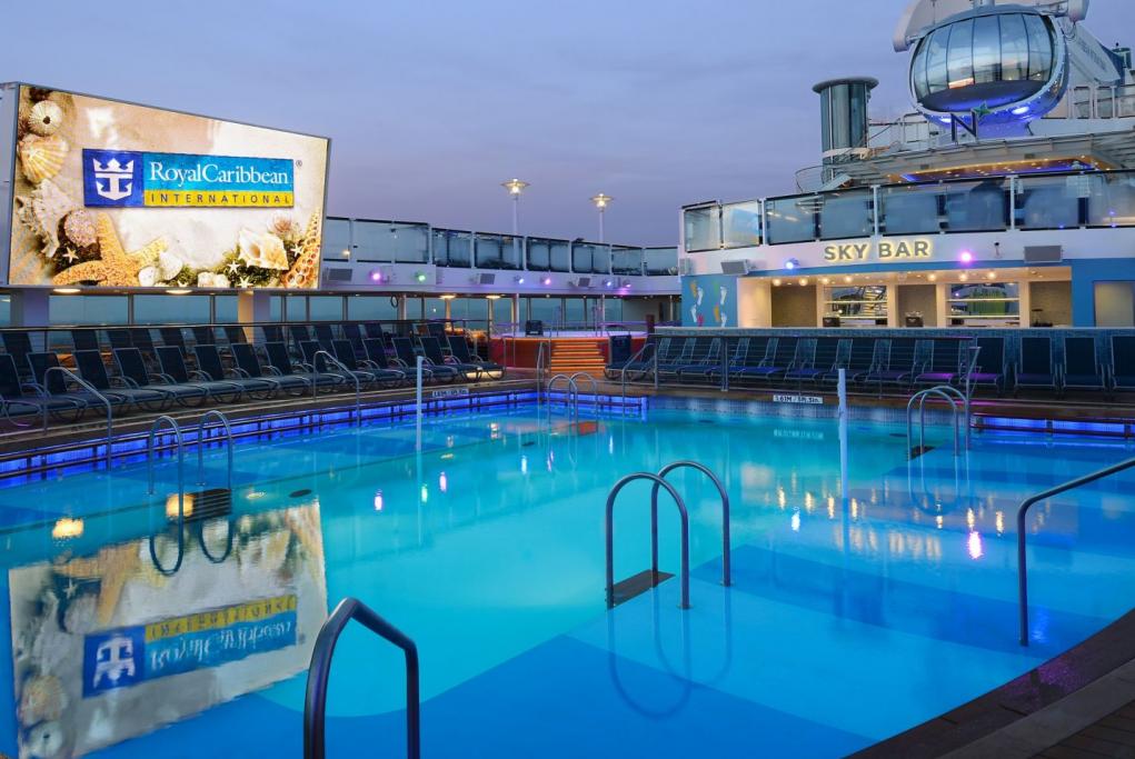 Cine al aire libre Spectrum of the Seas