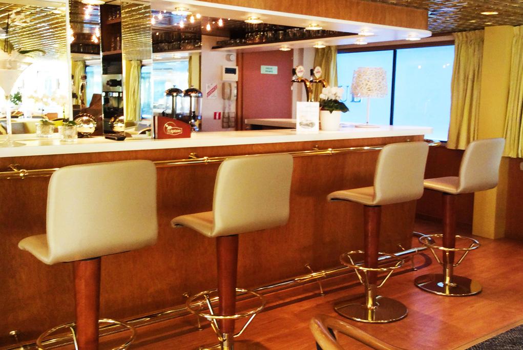 Camarote Bar para brindar - MS Vasco de Gama