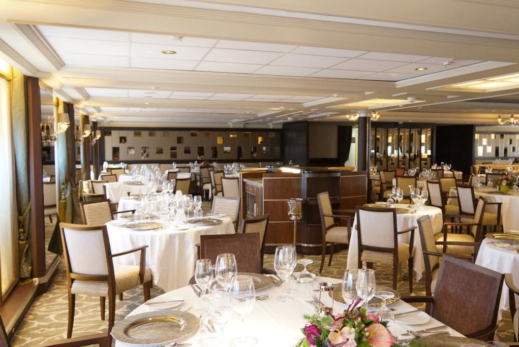 Restaurante Amphor A Wind Star