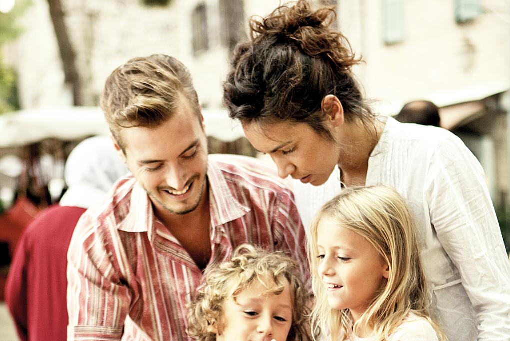 Menores gratis - Panavisión