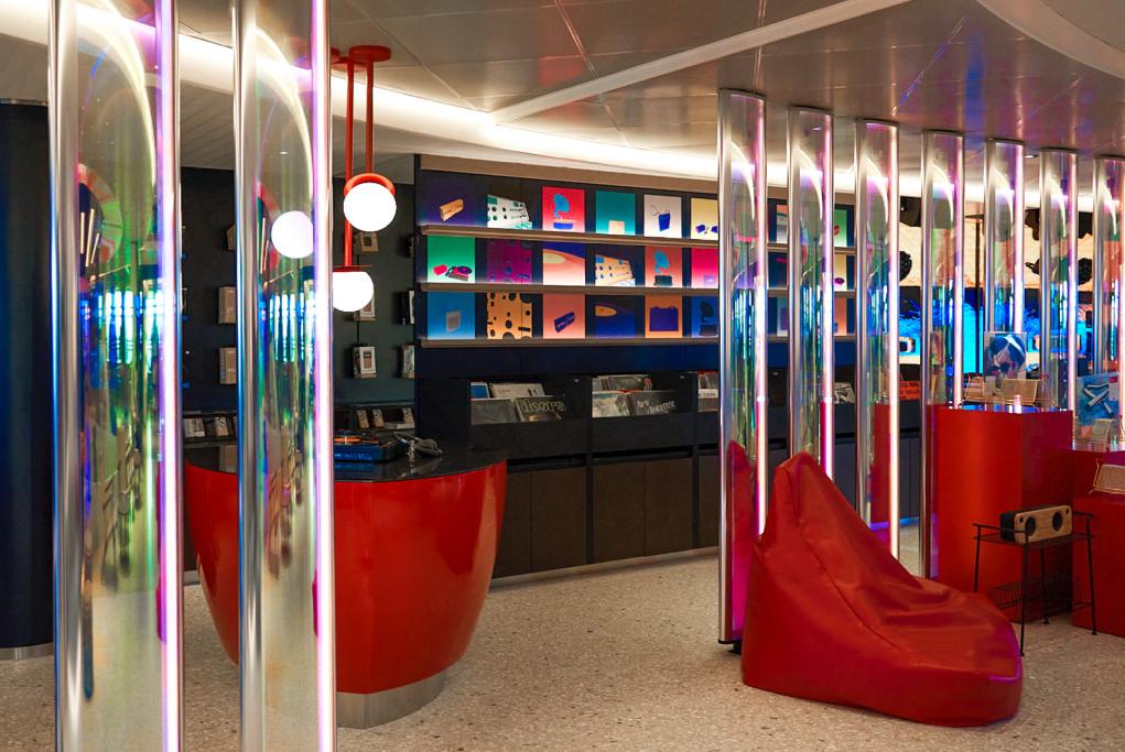 Diseño Futurista - Virgin Voyages